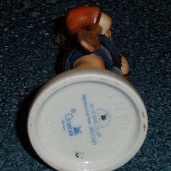 First Mate Goebel Hummel Sailor Nautical Figurine #2148/B - COLLECTIBLE GIFT! - Picture 7 of 8